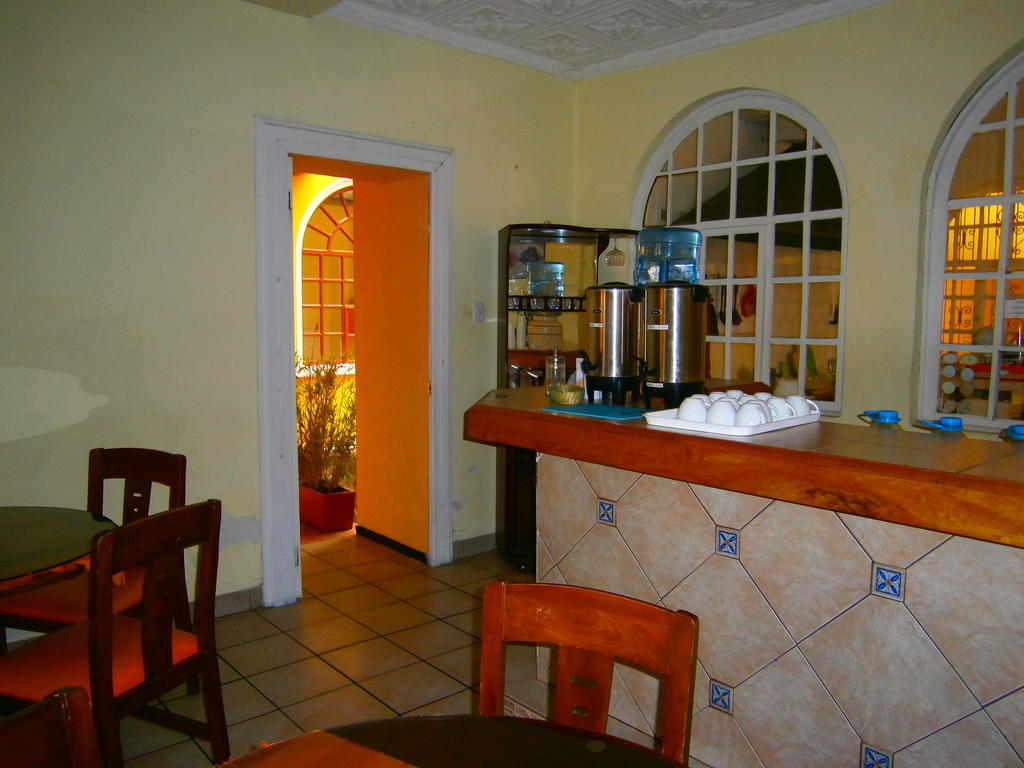 The Yellow House Quito Esterno foto